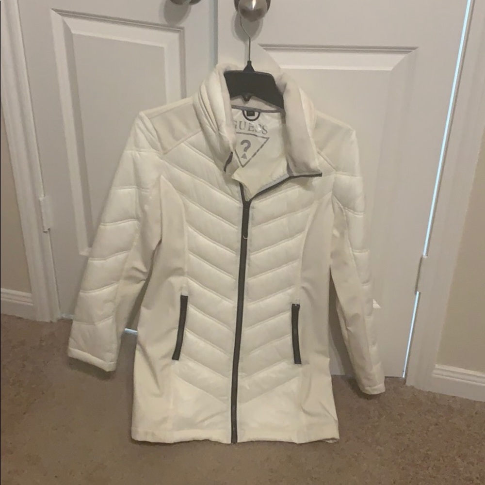 Guess Coat size small